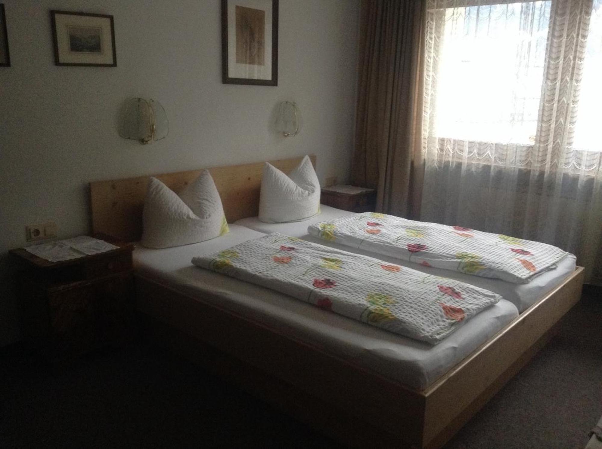 Ferienwohnung Blumen Penz Zell am Ziller Rum bild